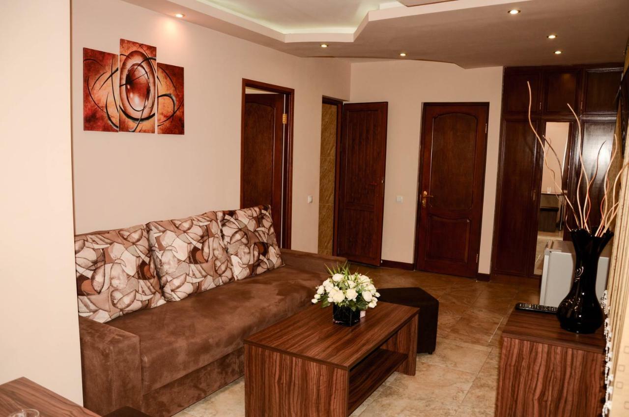 Prime Hotel Tours Γιερεβάν Εξωτερικό φωτογραφία