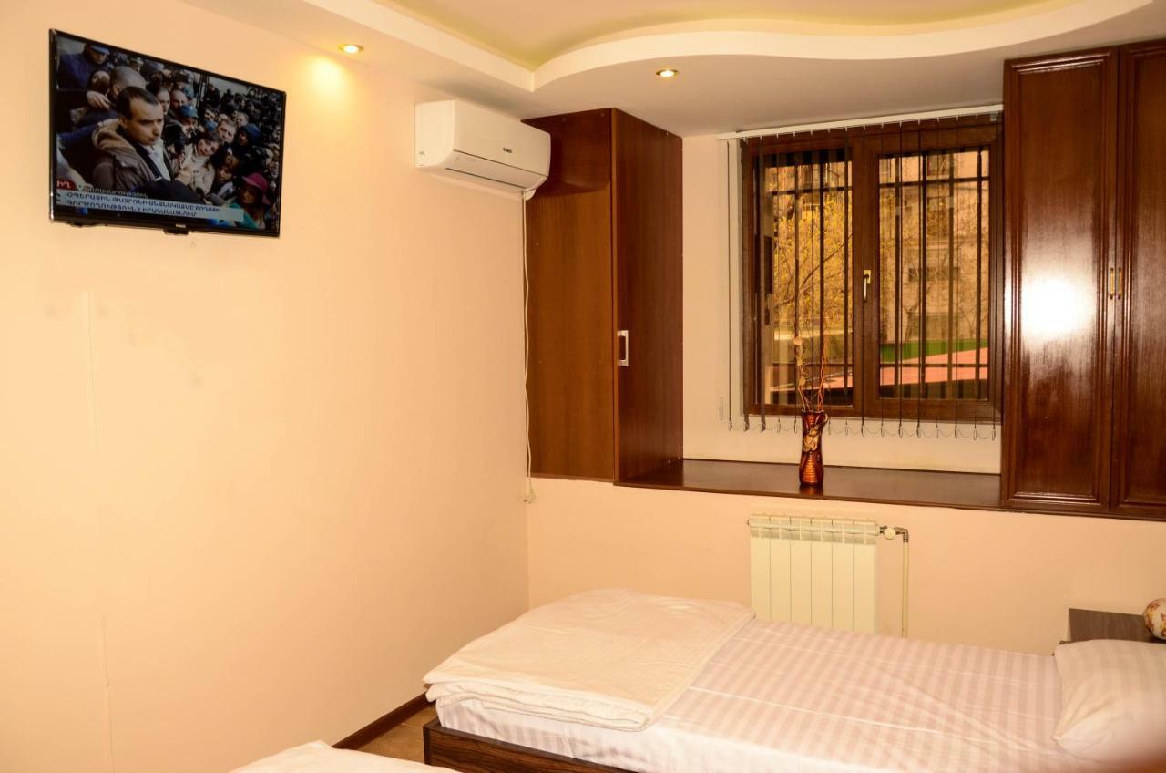 Prime Hotel Tours Γιερεβάν Εξωτερικό φωτογραφία