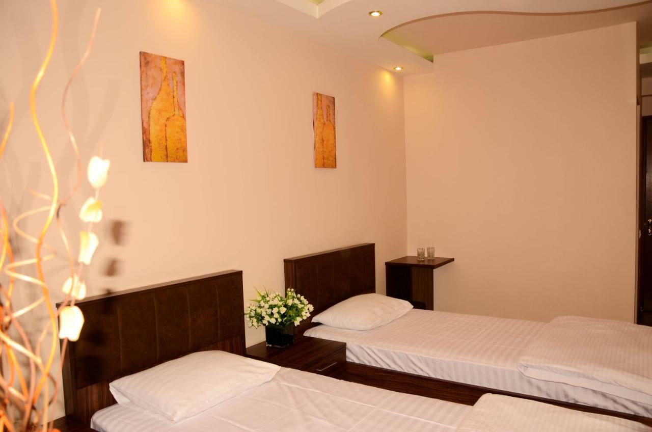Prime Hotel Tours Γιερεβάν Εξωτερικό φωτογραφία