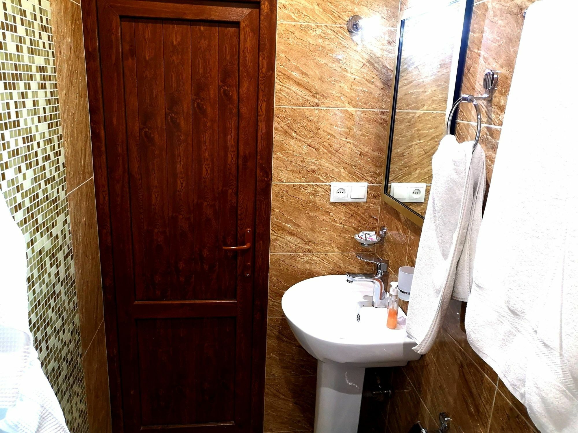 Prime Hotel Tours Γιερεβάν Εξωτερικό φωτογραφία